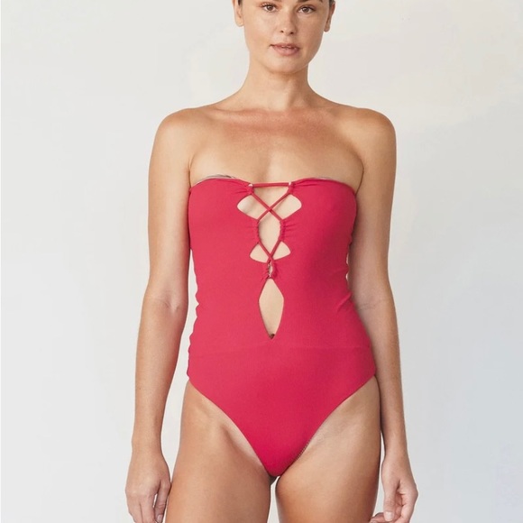 Acacia one piece in petite (xs). In very good condition. - Picture 4 of 5